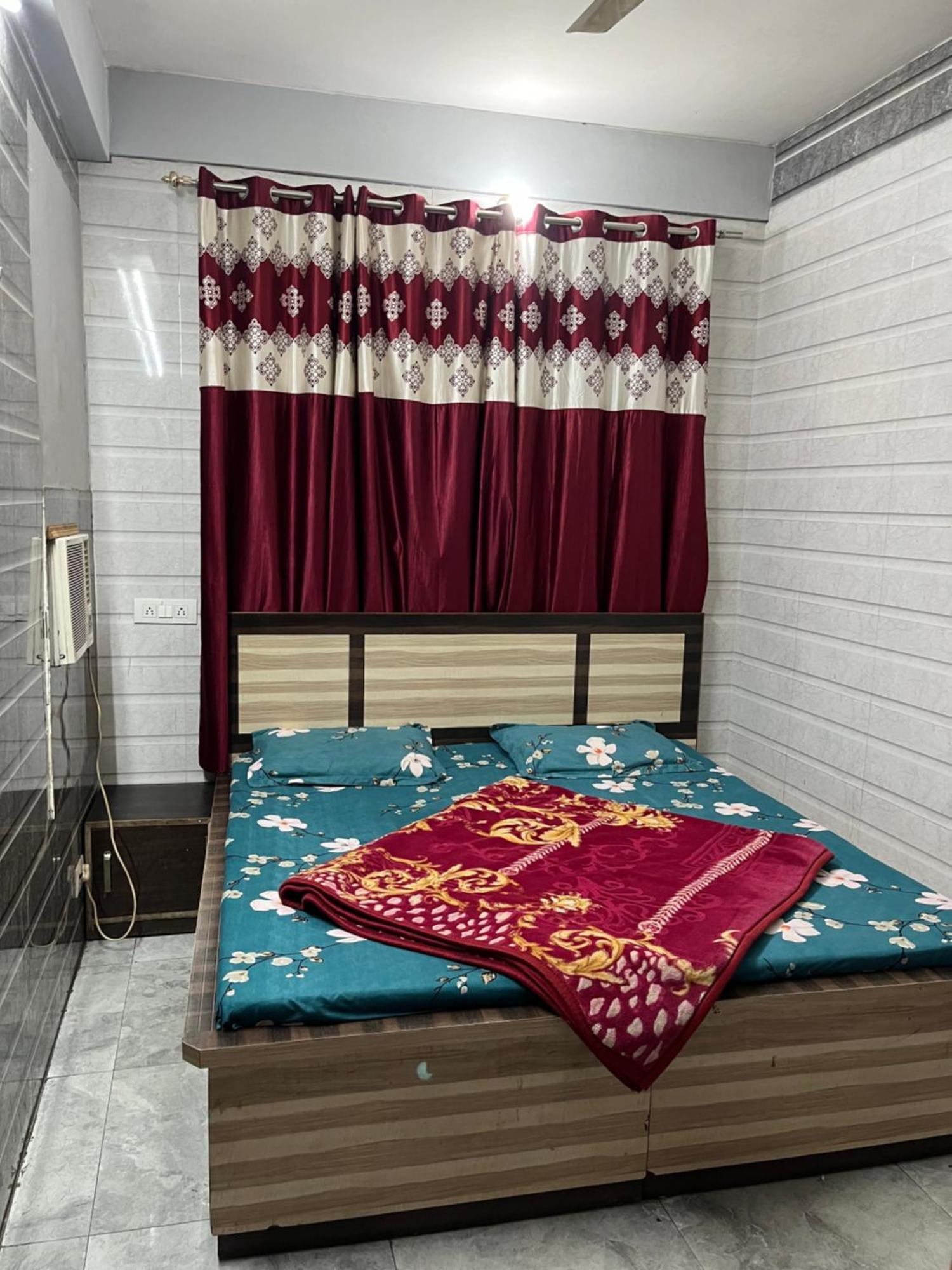 Dream Land Hotel Джаму Екстериор снимка