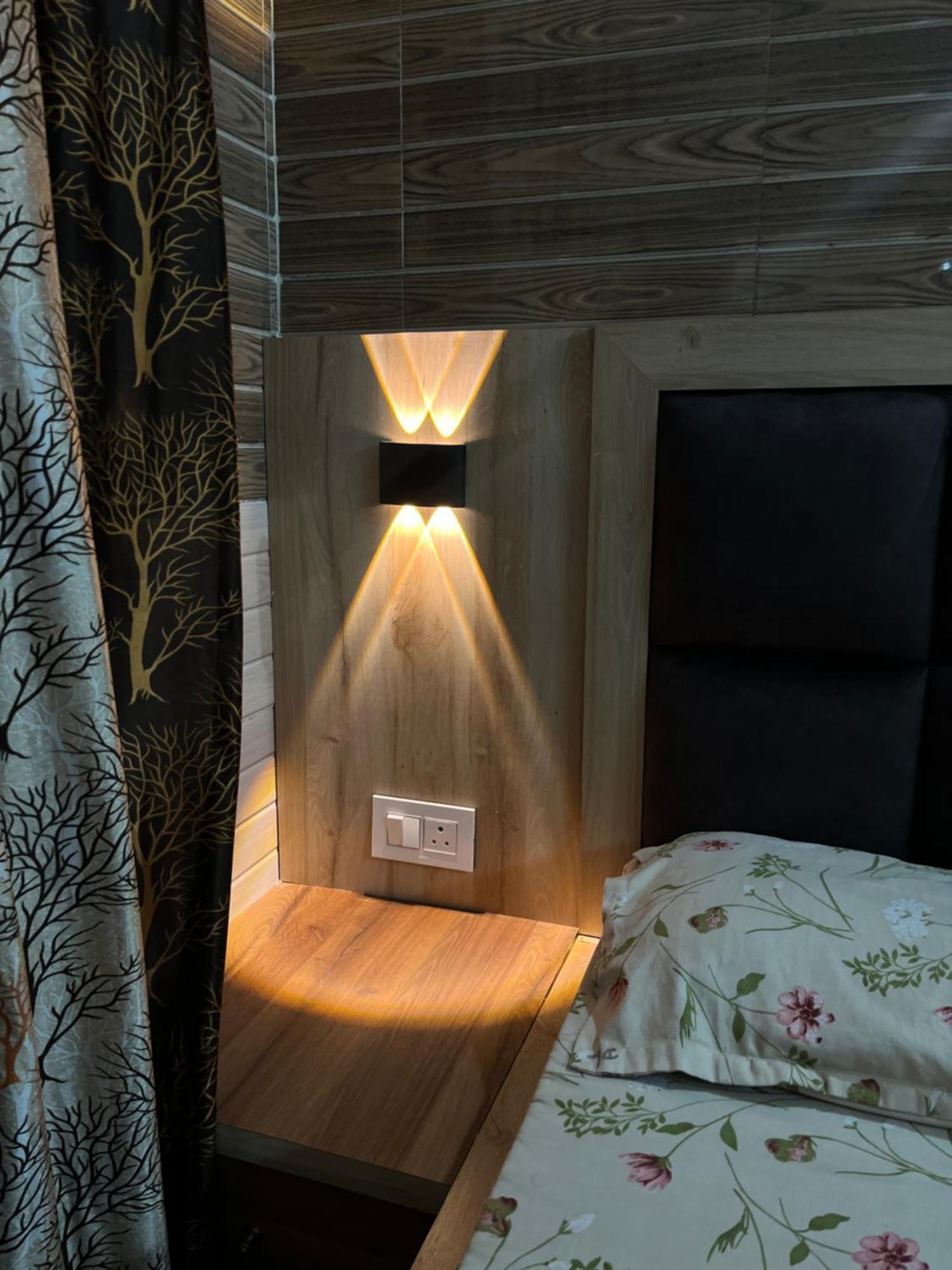 Dream Land Hotel Джаму Екстериор снимка