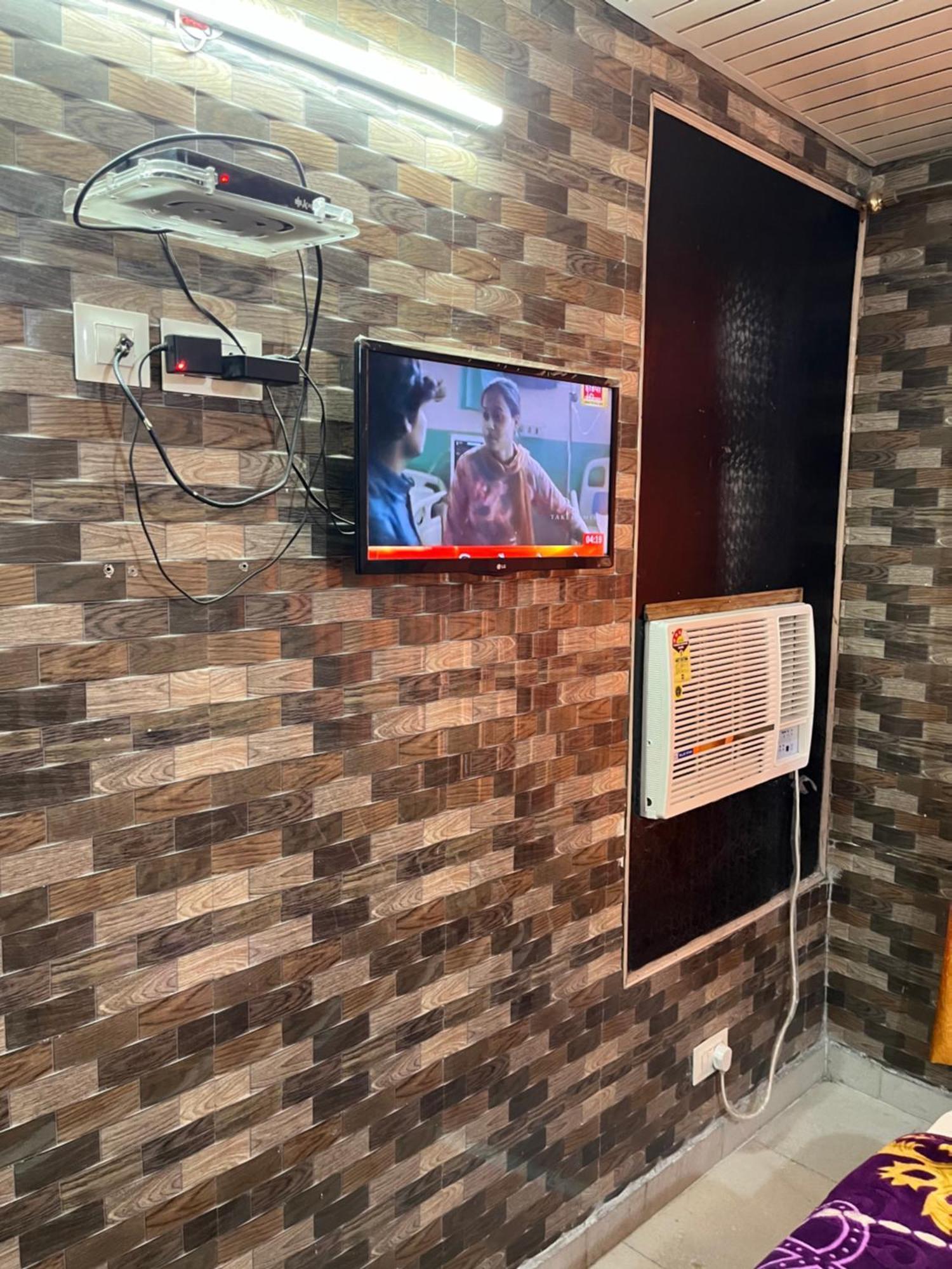 Dream Land Hotel Джаму Екстериор снимка