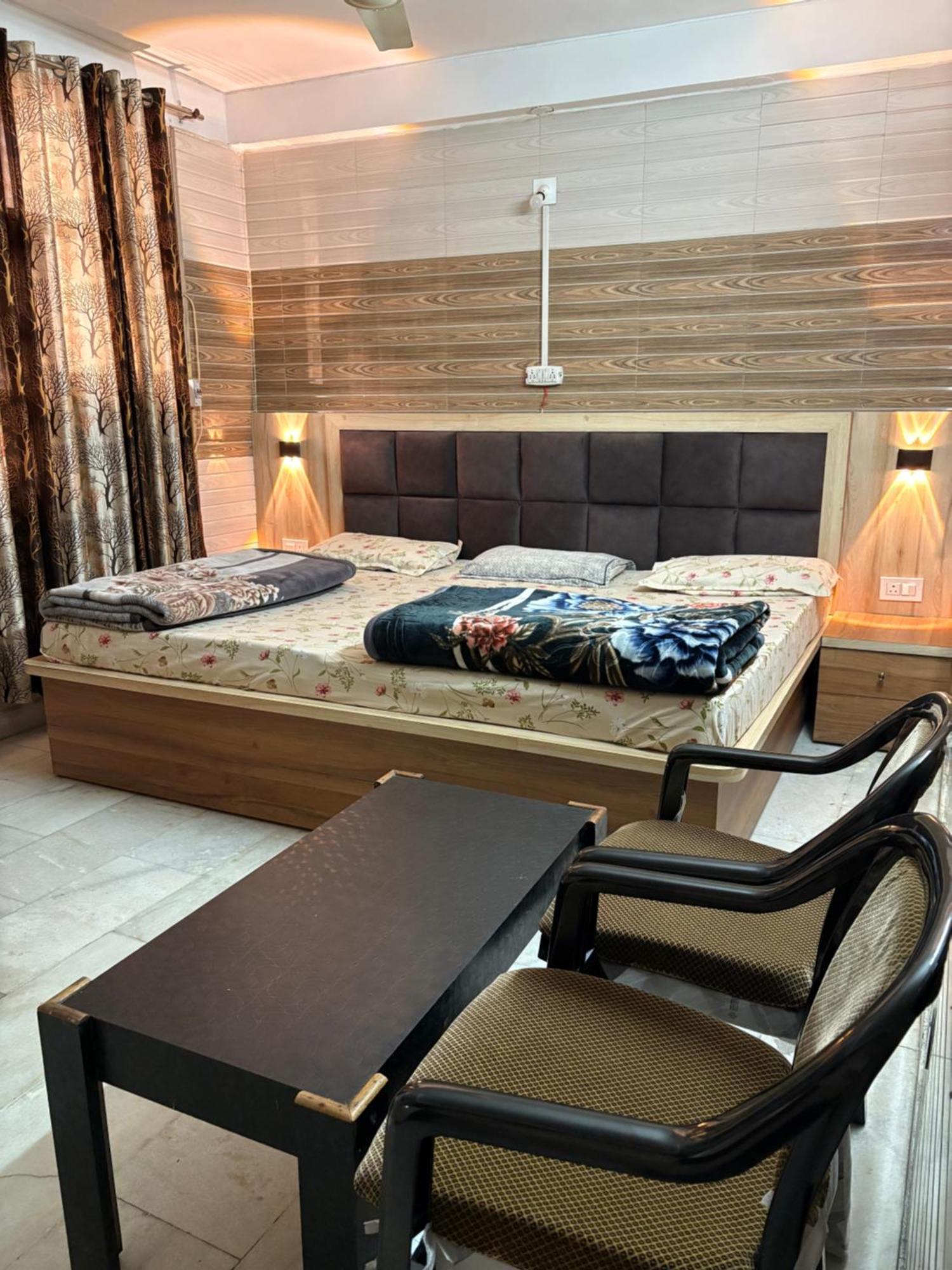 Dream Land Hotel Джаму Екстериор снимка