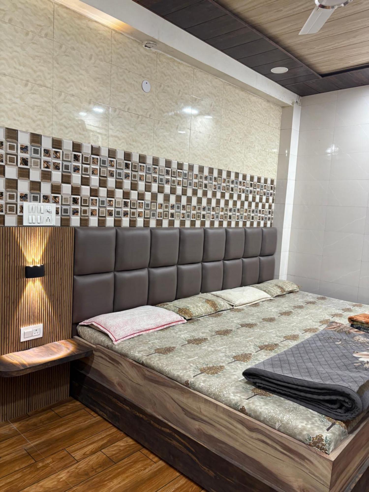 Dream Land Hotel Джаму Екстериор снимка